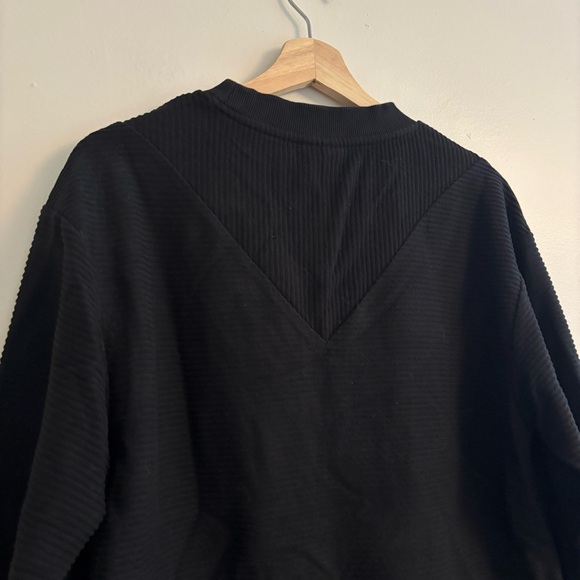 Varley Black Ribbed Top - Picture 8 of 9